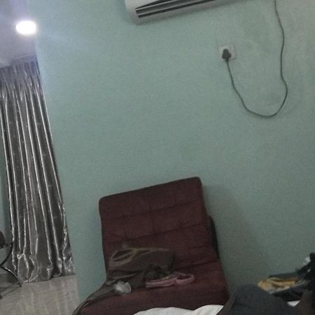 Esther Court Hotel Akure Kültér fotó