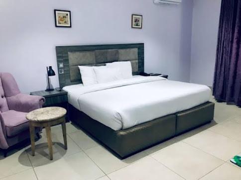 Esther Court Hotel Akure Kültér fotó